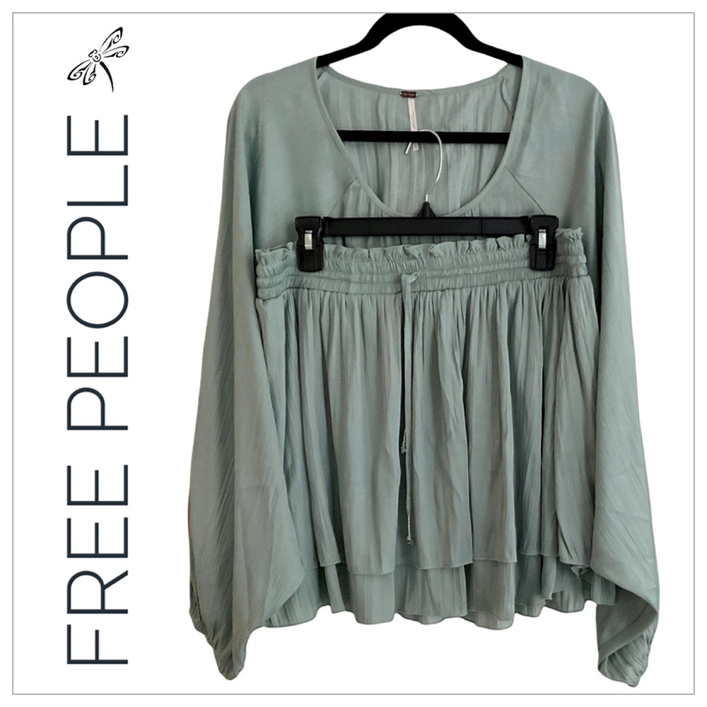 ✨Free People Mint Green Blouse And Skirt Set✨